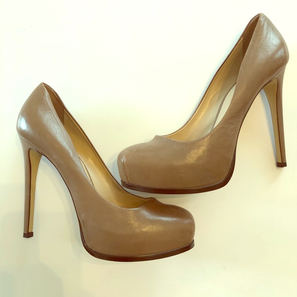Pour La Victoire Leather High Heeled Pumps